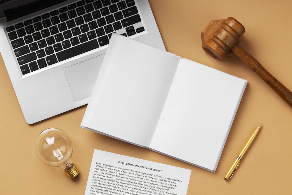 ترجمه رسمی مدارک تحصیلی و پزشکی | دارالترجمه نیل